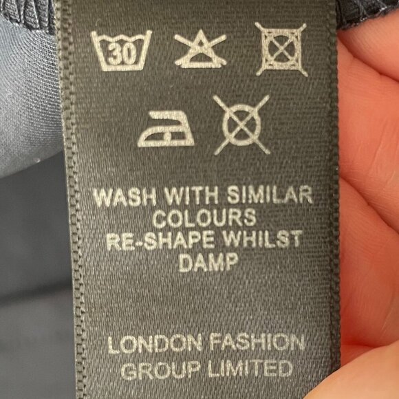 Finery London Fashion Group Bodycon Polyamide Blend Midi Skirt Navy 4 US/8 UK - Picture 7 of 12